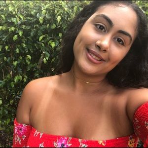 Meet your Posher, Lorraine